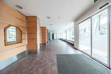 TOP LAGE – Büro oder Praxisfläche mit großer Fensterfront, Nebenräumen und geräumigem Teilkeller, 21244 Buchholz in der Nordheide, Bürofläche