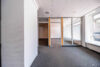 TOP LAGE - Büro oder Praxisfläche mit großer Fensterfront, Nebenräumen und geräumigem Teilkeller - Ladenfläche