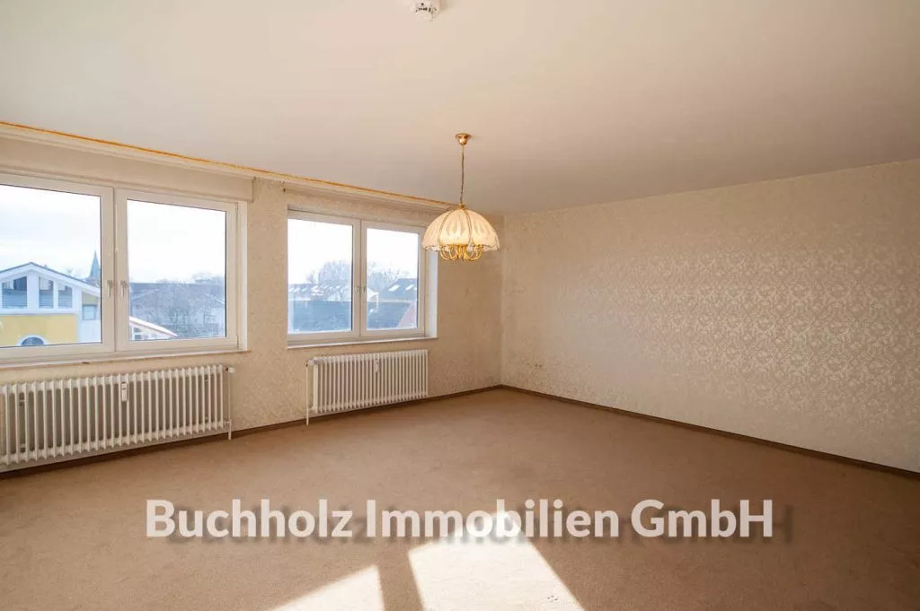 Immobilienangebot - Buchholz in der Nordheide - Alle - Buchholz, Kapitalanlage oder Selbstnutzung, Wohnen mitten im Geschehen, mit PkW-Außenstellplatz