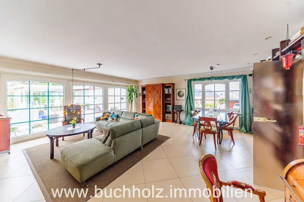 Immobilienangebot - Seevetal - Alle - Speckgürtel Hamburg,
Großzügiges Familienanwesen mit Wellnessbereich und durchdachtem Wohnkomfort