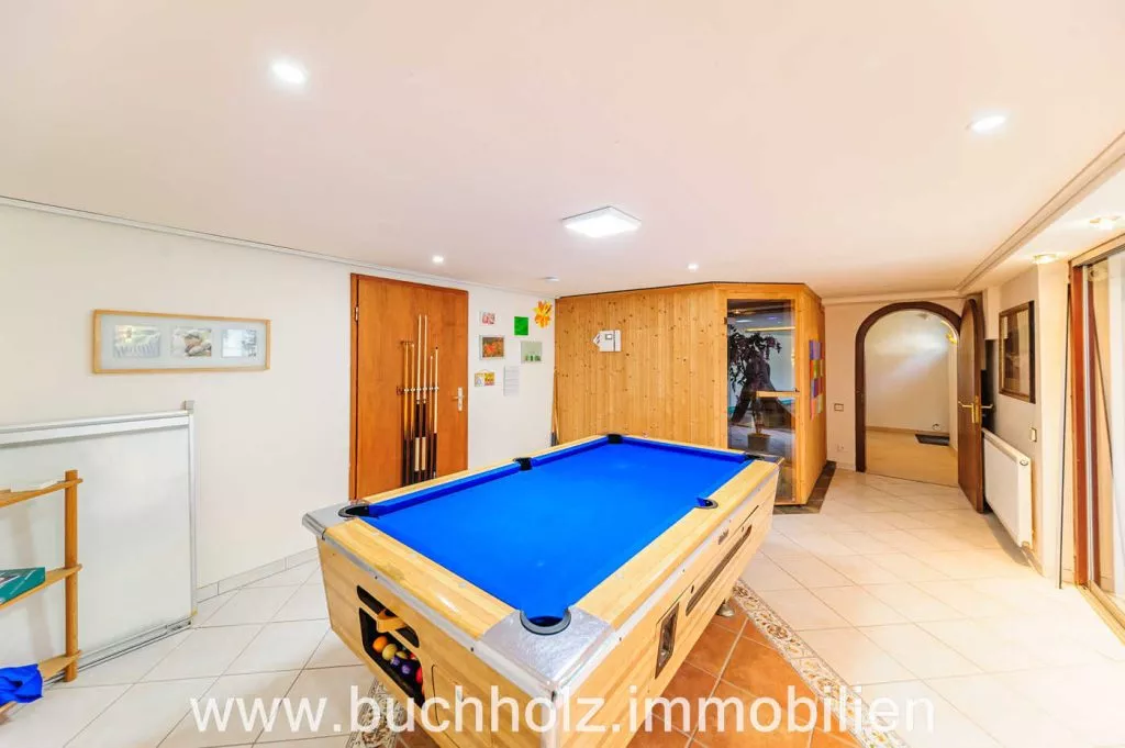 Immobilienangebot - Seevetal - Alle - Speckgürtel Hamburg,
Großzügiges Familienanwesen mit Wellnessbereich und durchdachtem Wohnkomfort
