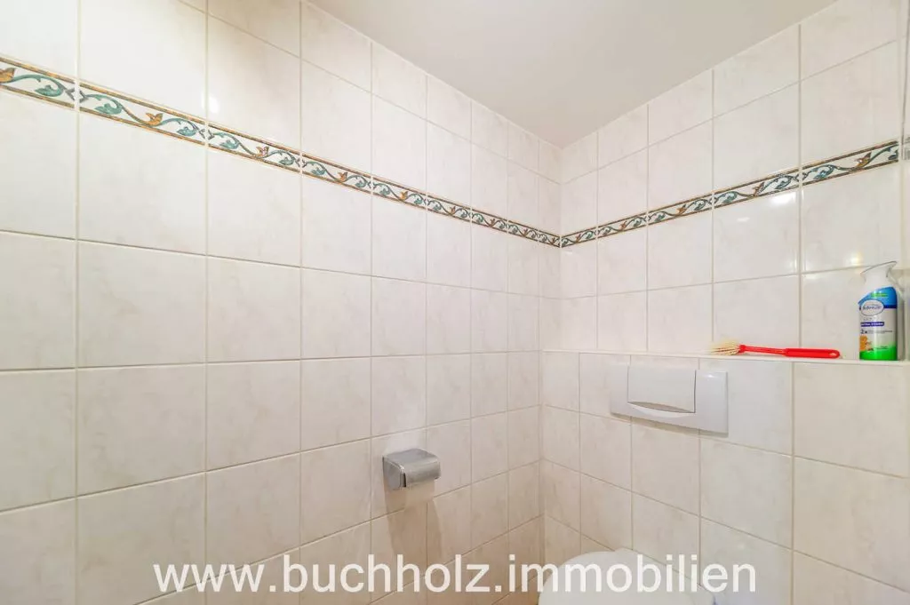 Immobilienangebot - Seevetal - Alle - Speckgürtel Hamburg,
Großzügiges Familienanwesen mit Wellnessbereich und durchdachtem Wohnkomfort