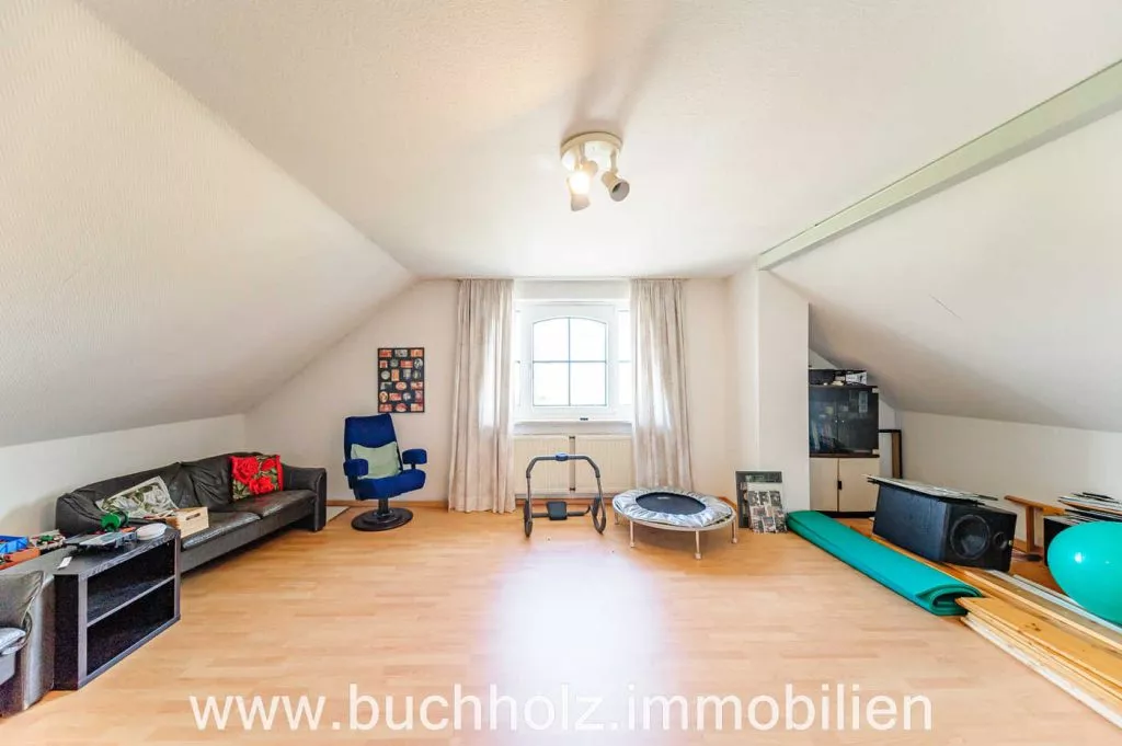 Immobilienangebot - Seevetal - Alle - Speckgürtel Hamburg,
Großzügiges Familienanwesen mit Wellnessbereich und durchdachtem Wohnkomfort
