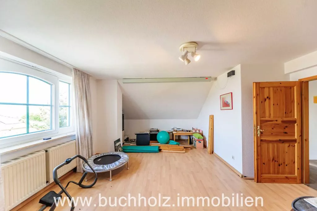 Immobilienangebot - Seevetal - Alle - Speckgürtel Hamburg,
Großzügiges Familienanwesen mit Wellnessbereich und durchdachtem Wohnkomfort