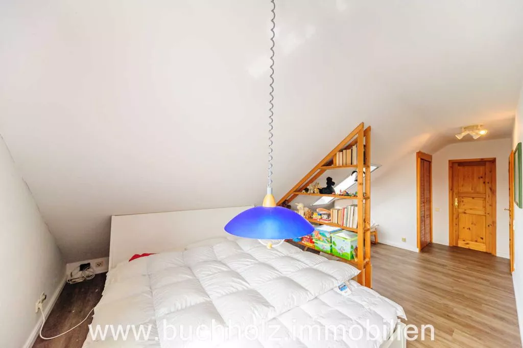 Immobilienangebot - Seevetal - Alle - Speckgürtel Hamburg,
Großzügiges Familienanwesen mit Wellnessbereich und durchdachtem Wohnkomfort