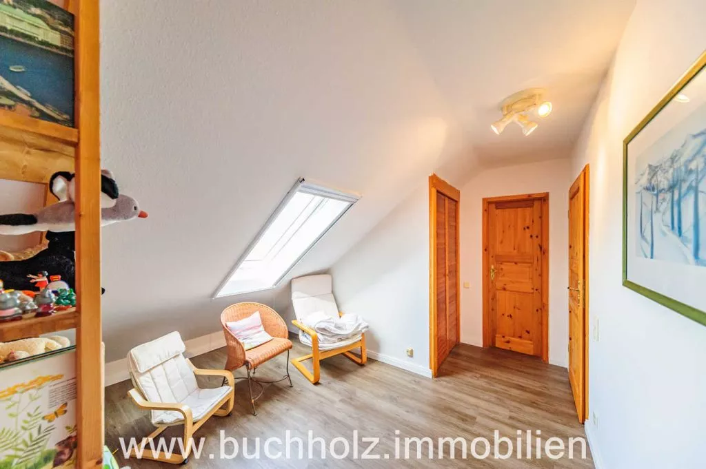 Immobilienangebot - Seevetal - Alle - Speckgürtel Hamburg,
Großzügiges Familienanwesen mit Wellnessbereich und durchdachtem Wohnkomfort