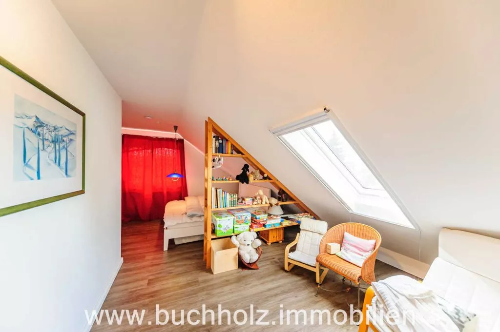 Immobilienangebot - Seevetal - Alle - Speckgürtel Hamburg,
Großzügiges Familienanwesen mit Wellnessbereich und durchdachtem Wohnkomfort