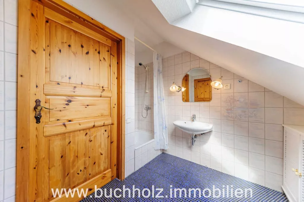 Immobilienangebot - Seevetal - Alle - Speckgürtel Hamburg,
Großzügiges Familienanwesen mit Wellnessbereich und durchdachtem Wohnkomfort