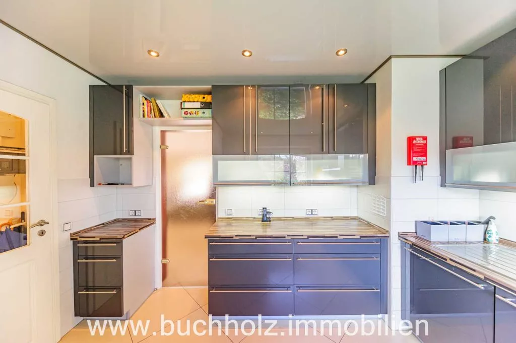 Immobilienangebot - Seevetal - Alle - Speckgürtel Hamburg,
Großzügiges Familienanwesen mit Wellnessbereich und durchdachtem Wohnkomfort