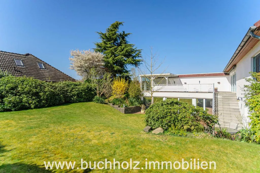 Immobilienangebot - Seevetal - Alle - Speckgürtel Hamburg,
Großzügiges Familienanwesen mit Wellnessbereich und durchdachtem Wohnkomfort