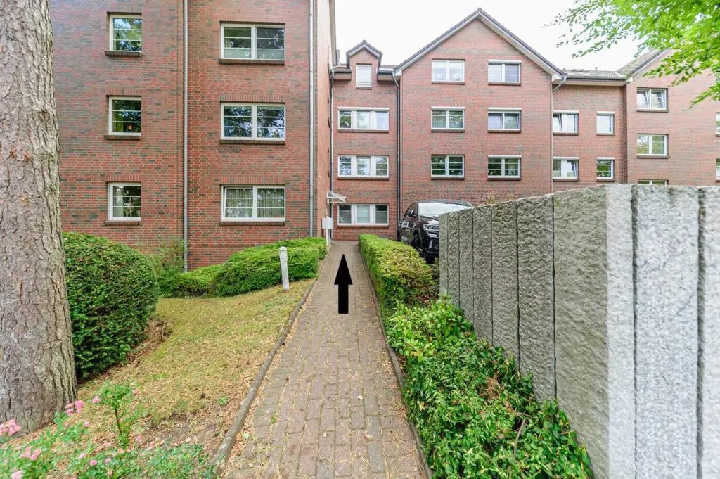 Immobilienangebot - Buchholz - Alle - Buchholz - Maisonettewohnung mit Blick ins Grüne, 2 Pkw-Stellplätze, 2 Balkone und eine Terrasse