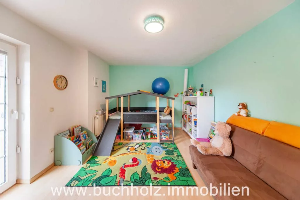 Immobilienangebot - Buchholz - Alle - Buchholz - Maisonettewohnung mit Blick ins Grüne, 2 Pkw-Stellplätze, 2 Balkone und eine Terrasse