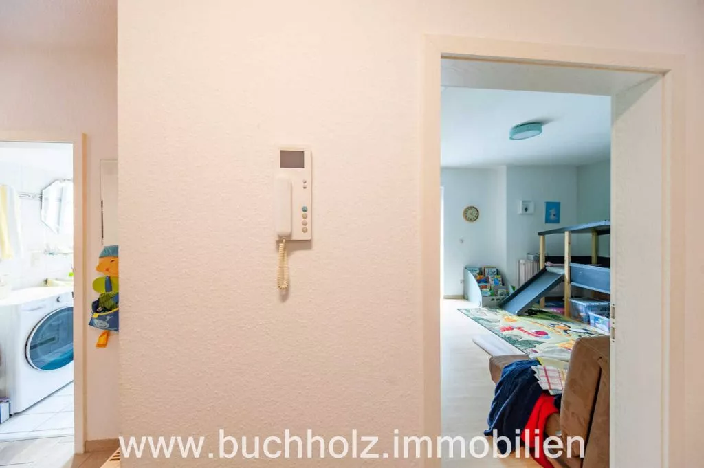 Immobilienangebot - Buchholz - Alle - Buchholz - Maisonettewohnung mit Blick ins Grüne, 2 Pkw-Stellplätze, 2 Balkone und eine Terrasse