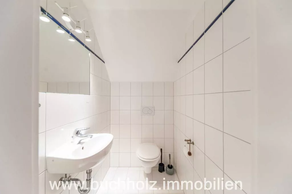 Immobilienangebot - Undeloh / Wesel - Alle - Undeloh/OT Wesel – reetgedeckter Fachwerktraum, naturnahes Leben vor der Metropole Hamburgs