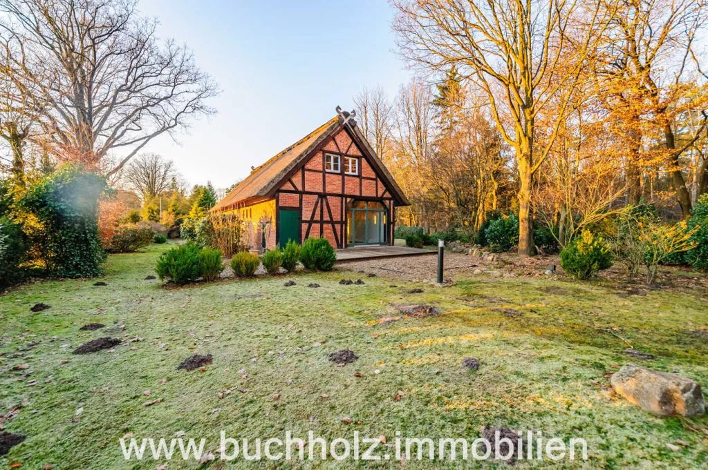 Immobilienangebot - Undeloh / Wesel - Alle - Undeloh/OT Wesel – reetgedeckter Fachwerktraum, naturnahes Leben vor der Metropole Hamburgs