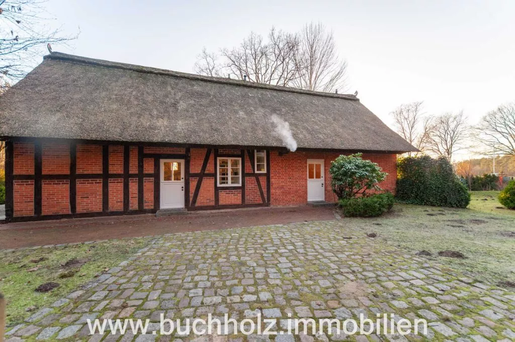 Immobilienangebot - Undeloh / Wesel - Alle - Undeloh/OT Wesel – reetgedeckter Fachwerktraum, naturnahes Leben vor der Metropole Hamburgs