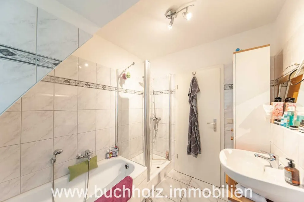 Immobilienangebot - Buchholz in der Nordheide - Alle - Buchholz - Holm Seppensen- Wohnen im Grünen - Zentrumsnah - Bus und Bahn fußläufig erreichbar