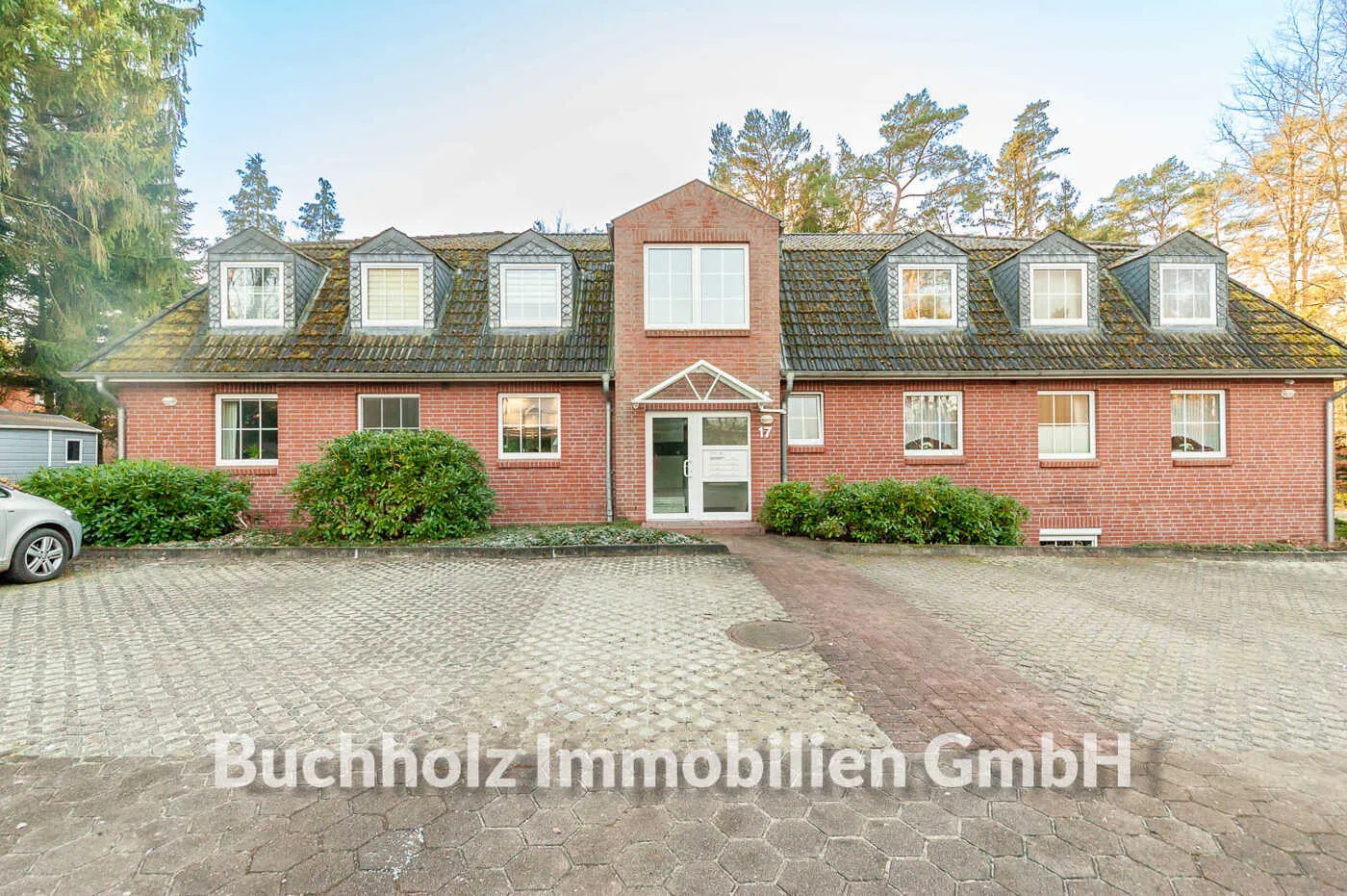 Immobilienangebot - Buchholz in der Nordheide - Alle - Buchholz - Holm Seppensen- Wohnen im Grünen - Zentrumsnah - Bus und Bahn fußläufig erreichbar