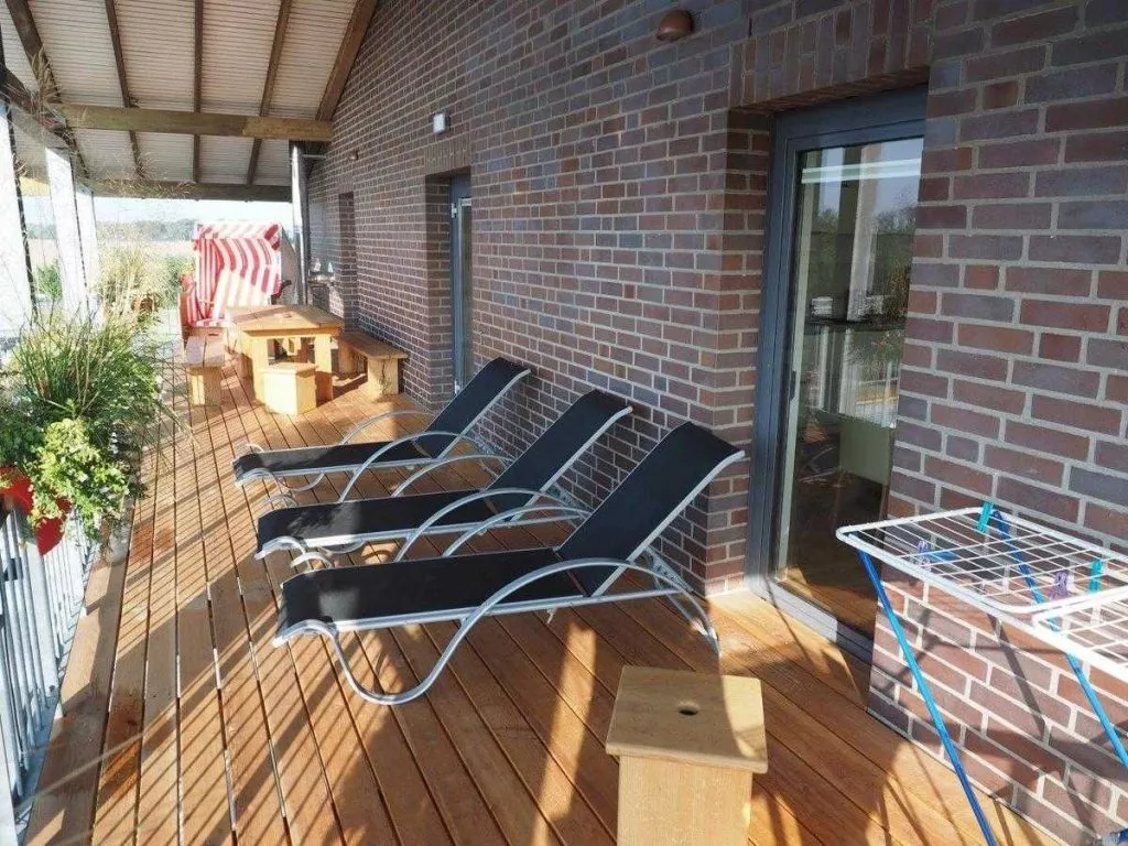 Immobilienangebot - Hohenkirchen / Hohen Wieschendorf - Alle - Hohen- Wieschendorf -Traumhaft gelegenes Apartment mit Terrasse & Garten am Ostsee-Golfplatz -