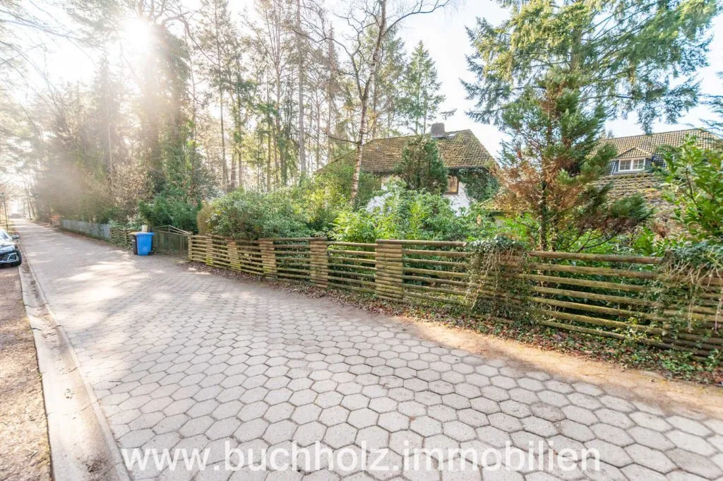 Immobilienangebot - Bendestorf - Alle - Bendestorf, Waldrand - wunderschön gelegenes Grundstück mit Altsubstanz