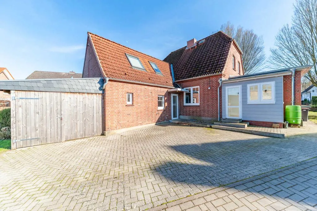 Immobilienangebot - Buchholz in der Nordheide - Alle - Sprötze – saniert und renoviert – Wohnen mit besonderem Charakter, Garten, Bahnhof fußläufig