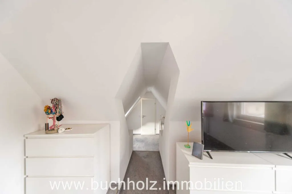 Immobilienangebot - Buchholz in der Nordheide - Alle - Sprötze – saniert und renoviert – Wohnen mit besonderem Charakter, Garten, Bahnhof fußläufig