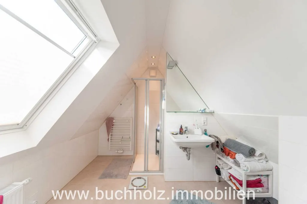 Immobilienangebot - Buchholz in der Nordheide - Alle - Sprötze – saniert und renoviert – Wohnen mit besonderem Charakter, Garten, Bahnhof fußläufig