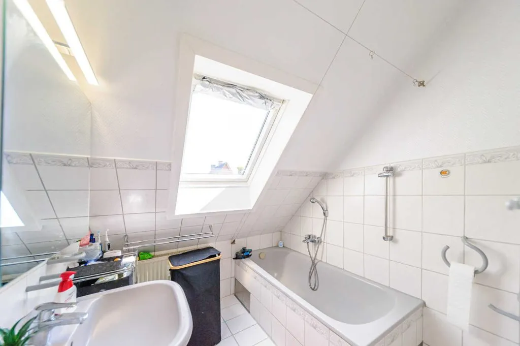 Immobilienangebot - Rosengarten - Alle - Kurz vor Hamburg – zwei Doppelhaushälften, vier Mieteinheiten, ein starkes Invest, Top vermietet