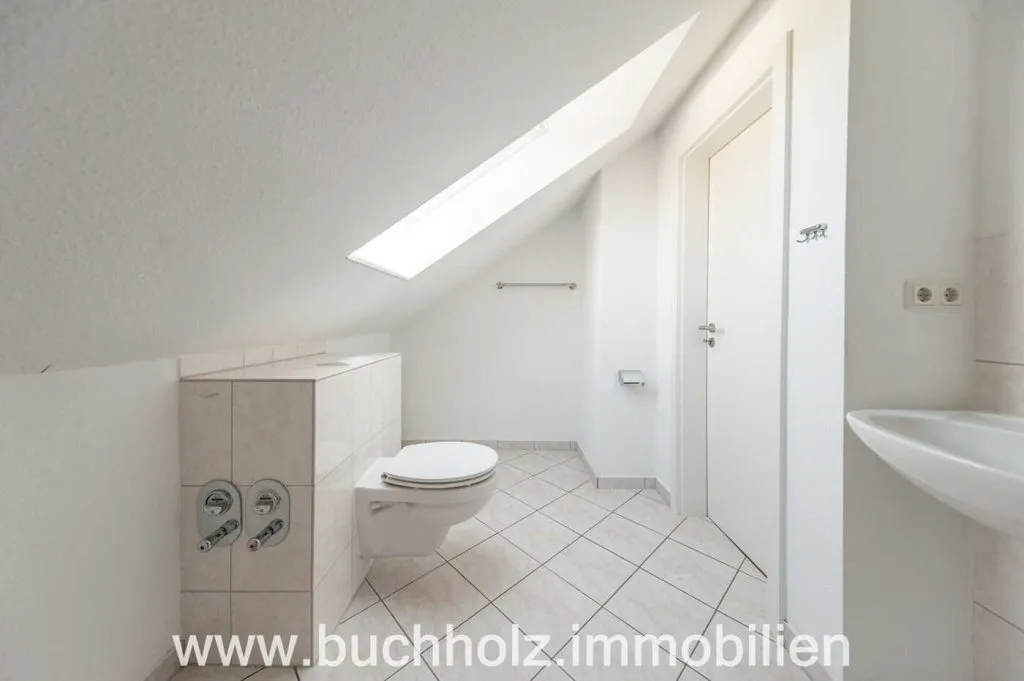 Immobilienangebot - Buchholz - Alle - Buchholz - 2-Zimmer - Dachgeschoss - im Grünen gelegen
